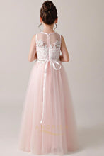 A-line/Princess Jewel Neckline Flower Girl Dresses with Lace Appliques