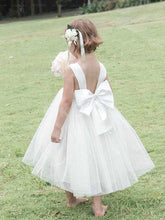 Luxuriant White Tulle Square Empire Ball Gown Flower Girl Dresses