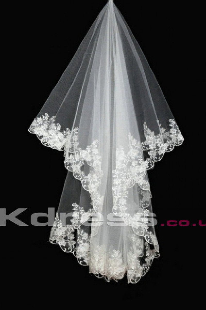 Ivory 1 Tier Wedding Veils With Appliques