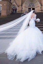 White Phenomenal White V-neck Applique Tulle Wedding Dresses