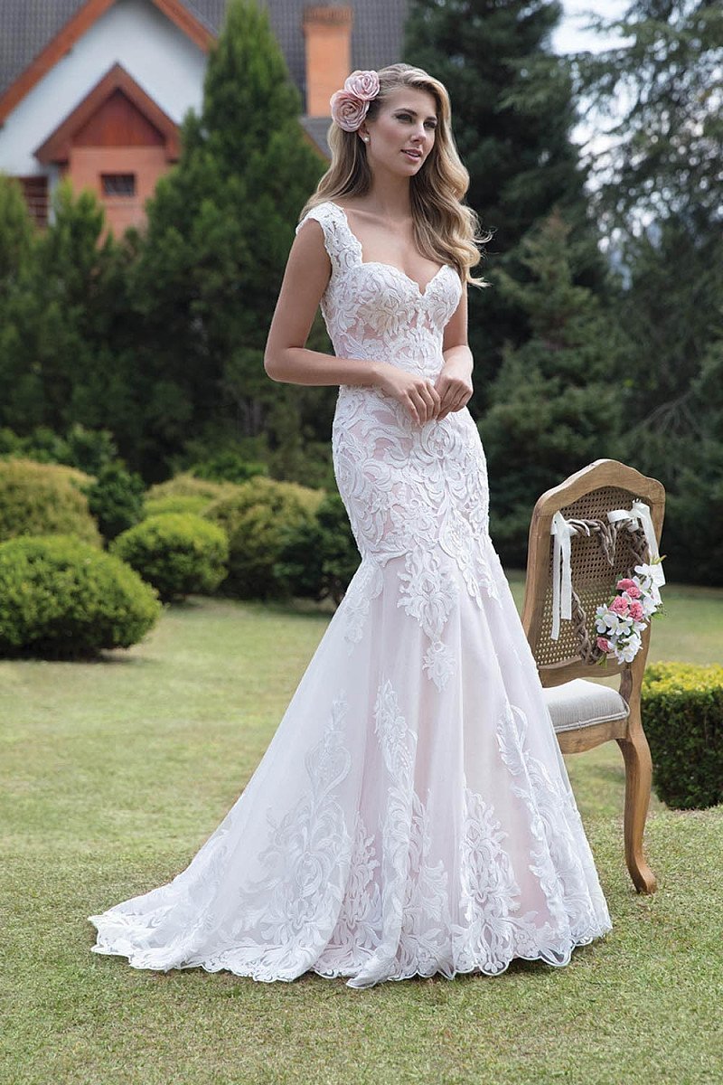 Mermaid Straps Sweetheart Open Back Lace Wedding Dresses