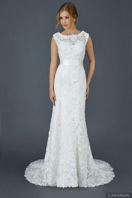 Lace Bateau Neckline and Satin Belt Wedding Dresses