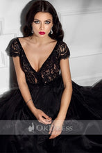 Black A-line Deep V-neck Lace Long Formal Prom Dresses