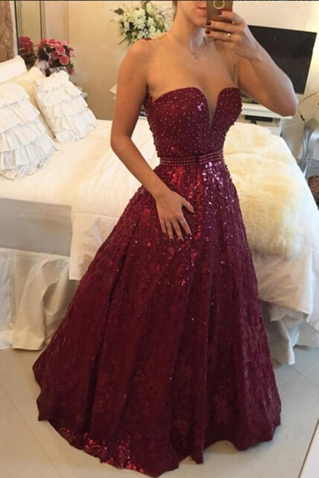 Dramatic Sleeveless Backless Beading V-neck Prom Dresses