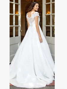 Attractive White Applique Tulle Sweep Train Zipper Wedding Dresses