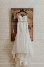 Trumpet/Mermaid Sweetheart Sweep Train Lace Wedding Dresses