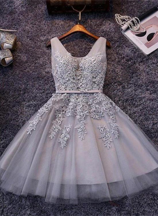 Classic Natural A-line V-neck Tulle Homecoming Dresses