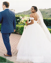 Gorgeous Plus Size Off-the-Shoulder Wedding Dresses