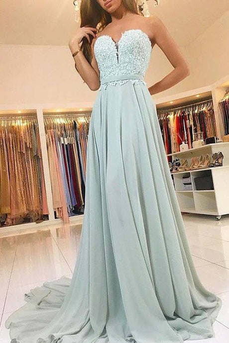 Elegant Sweetheart Lace Floor-Length Prom Dresses