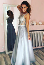 A-Line/Princess Satin  Sleeveless V-neck   Appliques Lace Prom Dresses