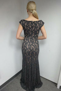 Trumpet/Mermaid Lace Floor-Length Prom Dresses with Sequins