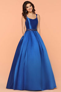 Blue Elegant A-line/Princess Scoop Prom Dresses with Beaded Straps