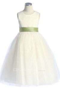 Ivory A-line Tulle Button Flower Girl Dresses