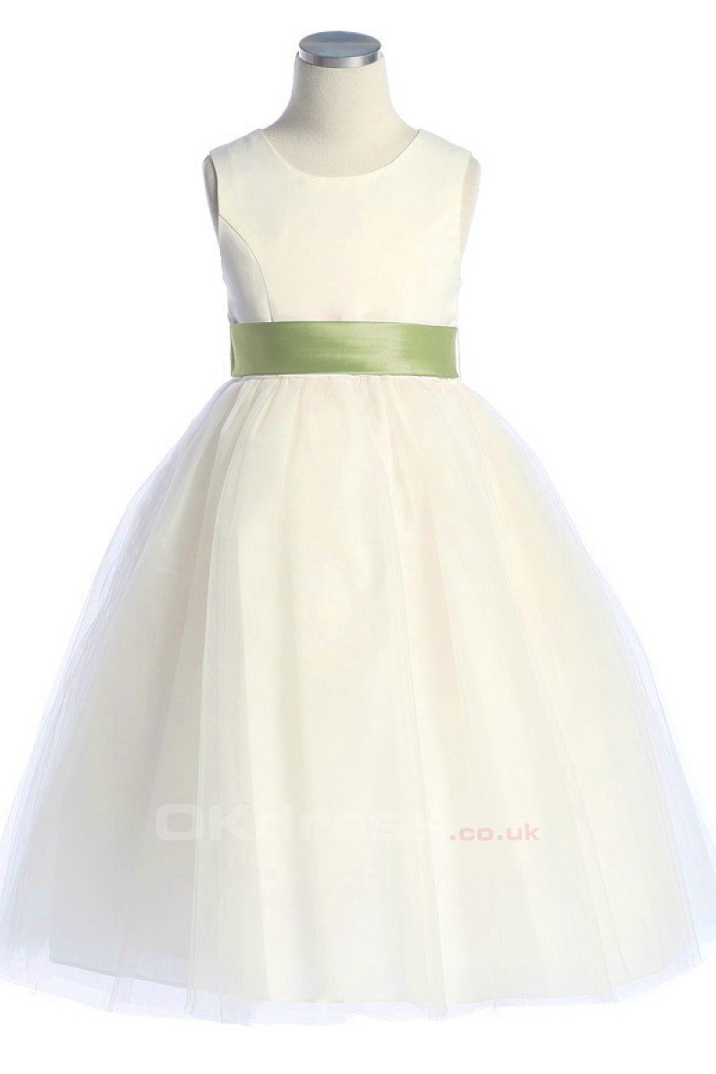 Ivory A-line Tulle Button Flower Girl Dresses