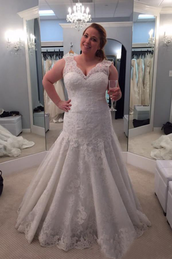 Sweep Train Lace Plus Size Wedding Dresses