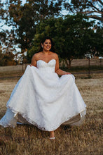 Sleeveless Sweetheart Tulle Plus Size Wedding Dresses