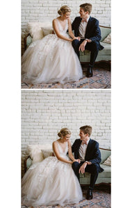 A-Line/Princess V-neck Tulle  Sleeveless Appliques Lace Floor-Length Wedding Dresses