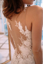 A-Line/Princess Scoop Neck Floor-Length Tulle Lace Wedding Dress