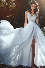 A-Line/Princess Tulle Sleeveless Appliques Lace Wedding Dresses