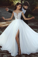 A-Line/Princess Tulle Sleeveless Appliques Lace Wedding Dresses