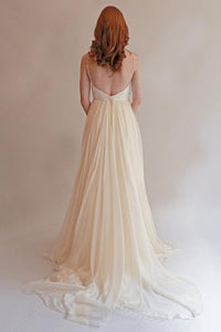 A-Line/Princess Sweep Train Spaghetti Straps Chiffon Wedding Dresses