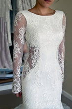 Trumpet/Mermaid Lace Long Sleeves Sweep Train Wedding Dresses