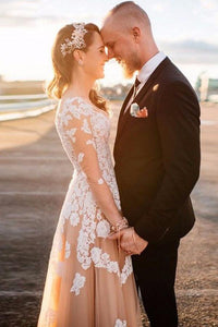 Trumpet/Mermaid Floor-Length Tulle Long Sleeves Wedding Dresses with Appliques Lace