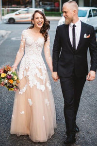 Trumpet/Mermaid Floor-Length Tulle Long Sleeves Wedding Dresses with Appliques Lace