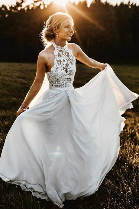 A-Line/Princess Lace Sleeveless Halter Floor-Length Wedding Dresses