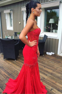 Red Awesome Strapless Sleeveless Appliques Lace Trumpet/Mermaid Long Tulle Prom Dresses