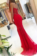 Red Awesome Strapless Sleeveless Appliques Lace Trumpet/Mermaid Long Tulle Prom Dresses