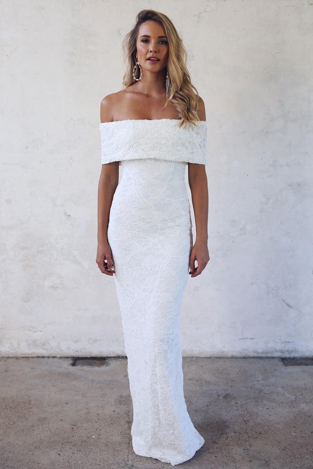 Ivory Off-the-Shoulder Sheath Lace Wedding Dresses