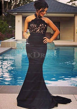 Trumpet/Mermaid Sleeveless Halter Lace Appliqued Sweep Train Prom Dresses
