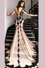 Luxury Mermaid Sheer Tulle Evening Gowns with Black Lace Appliques